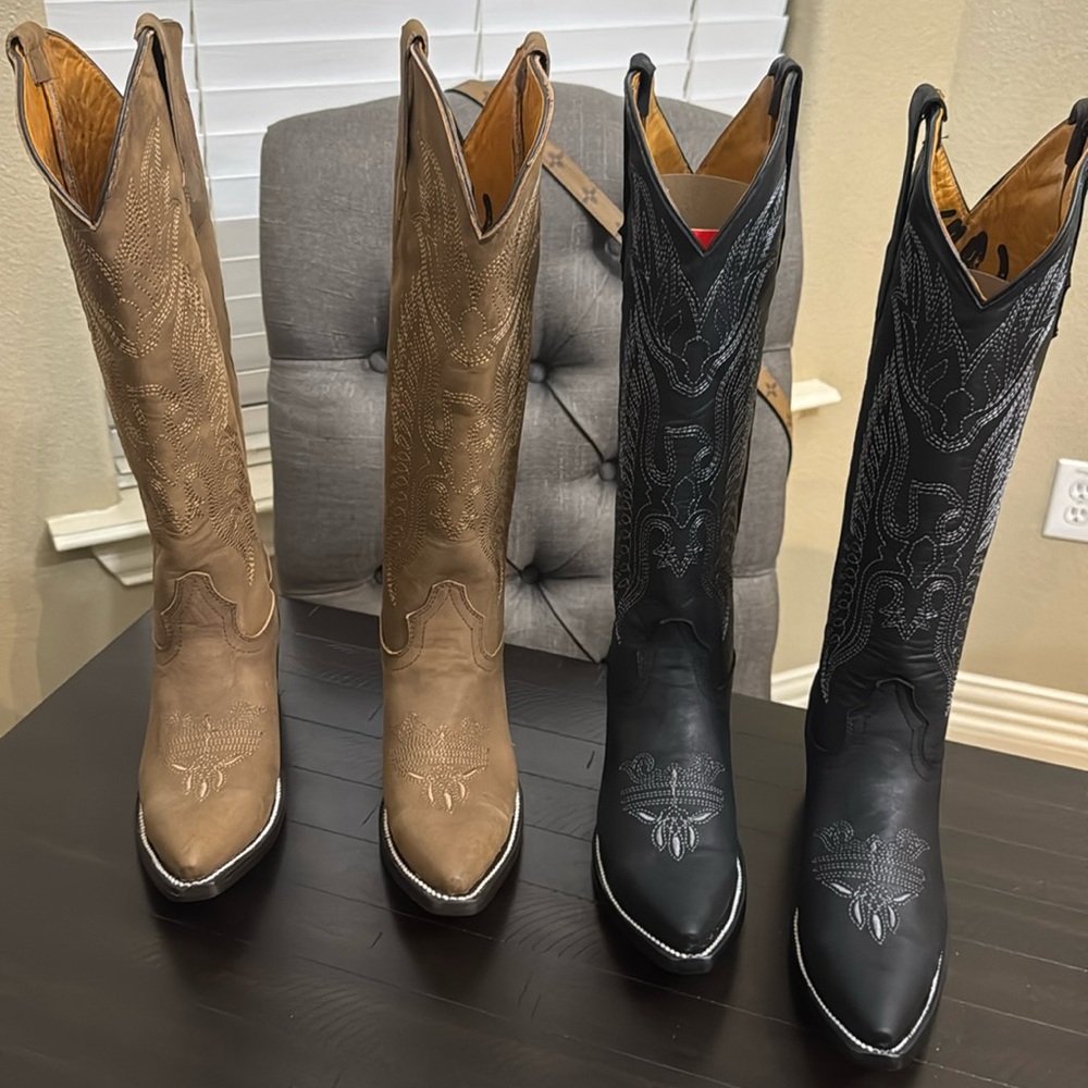 Women’s tall cowgirl boots
